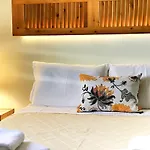 Rodis Cycladic House Tatil Evi